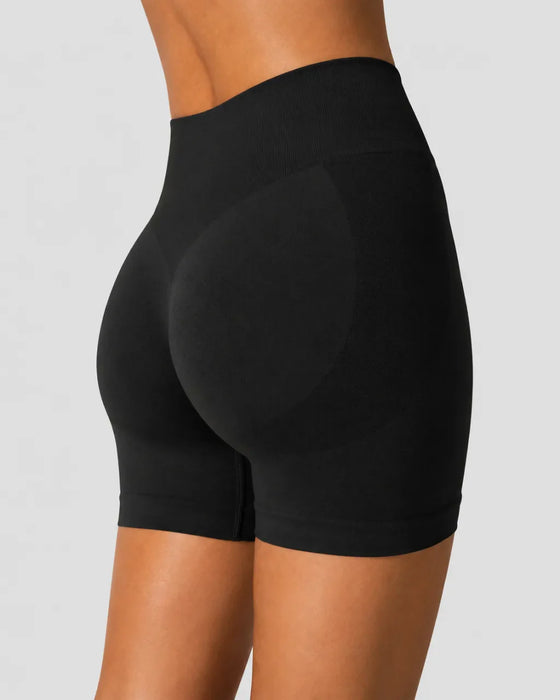 Smooth Seamless Midi Shorts Black